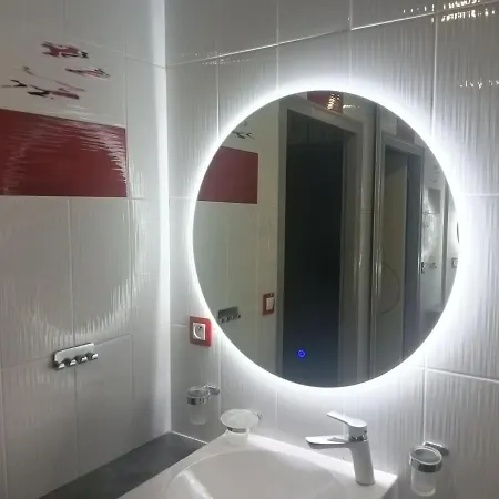 Meuble De Charme Avec Jacuzzi * Saujon